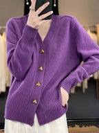 Roselle™ | Stickad Cardigan med Hjärtknappar för Kvinnor
